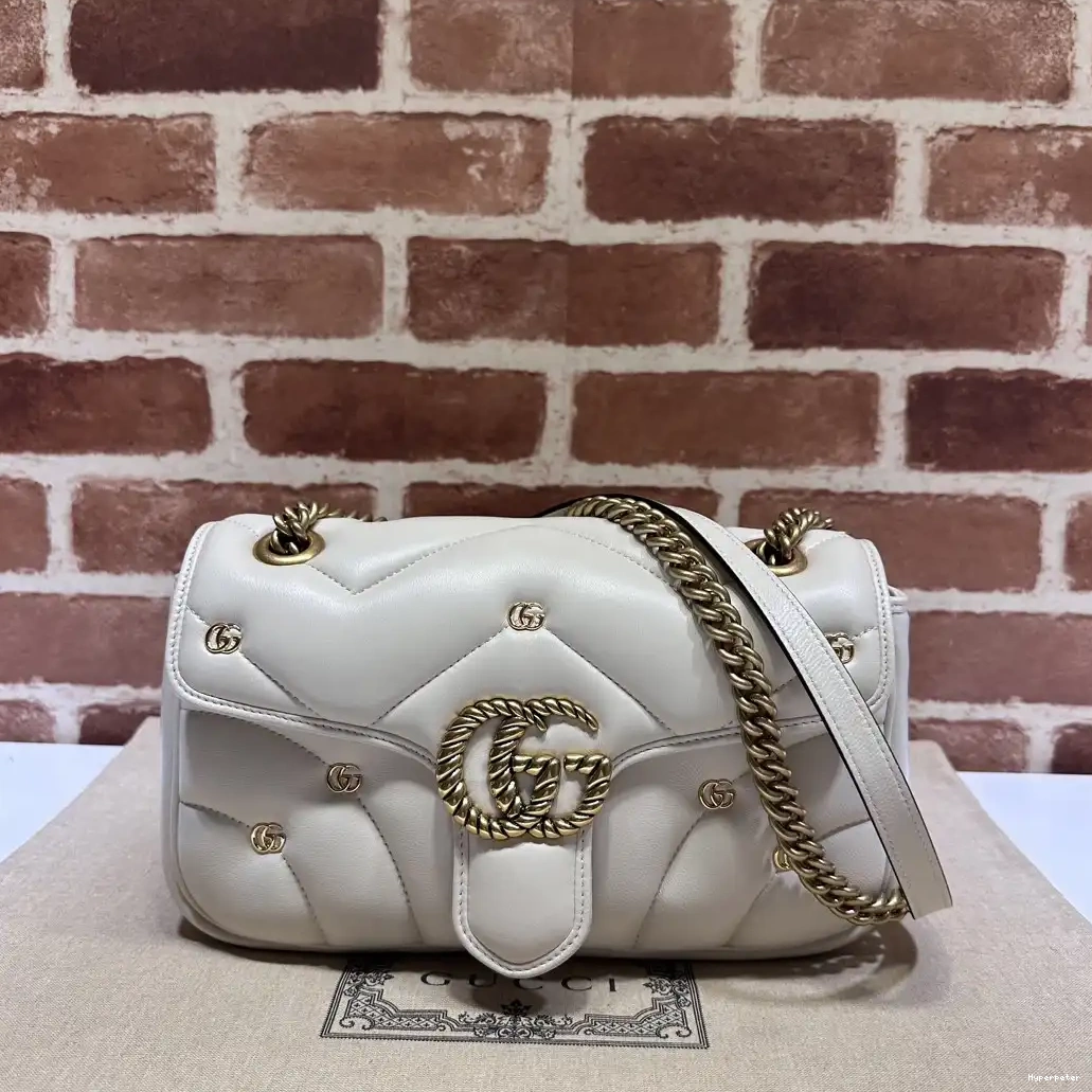 Hyper Peter Marmont GUCCI SMALL shoulder bag GG 0606